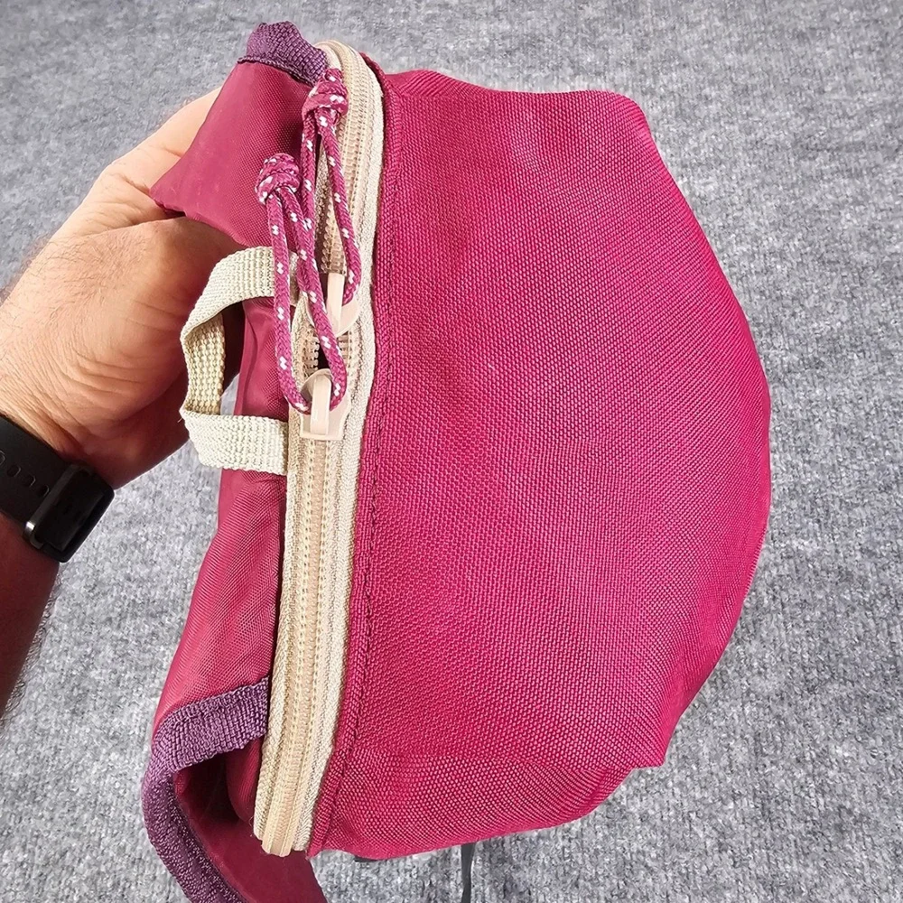 Quechua Decathlon NH Arpenaz 10L Hiking Backpack Small Daypack Magenta Maroon